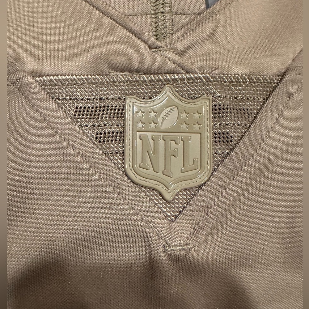 4x🎉HP🎉 LA Rams Nike Jersey SALUTE TO SERVICE Special Edition 🇺🇸 Gurley II #30 - Picture 10 of 16